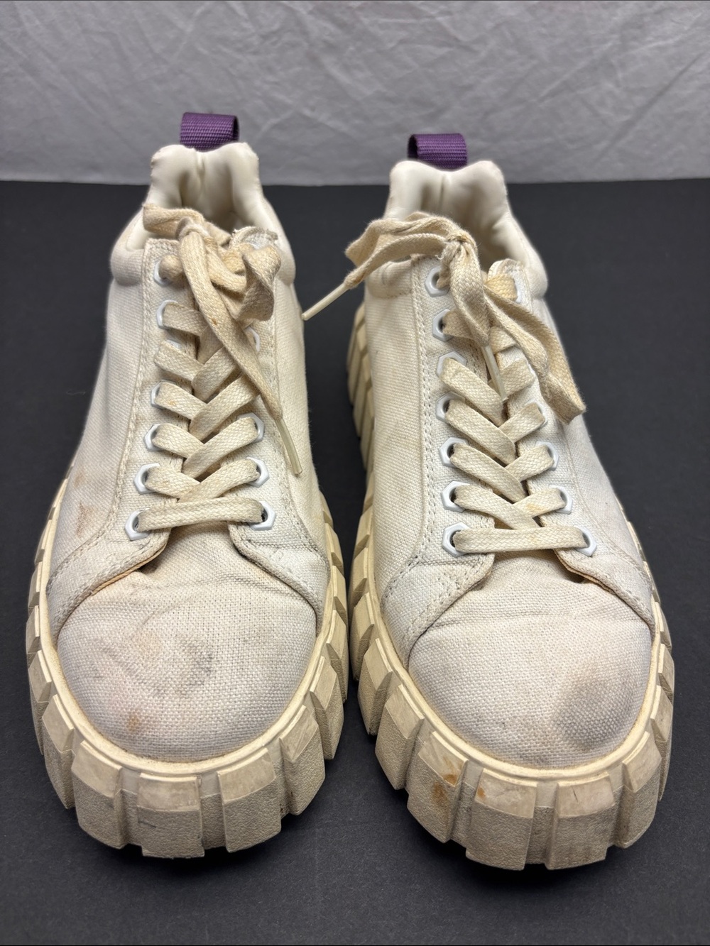 Eytys Off-White Canvas Low-Top Sneakers, women’s SZ 8.5, box 57